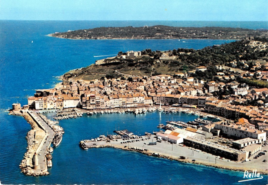 FR_AD83_2FISAINT-TROPEZ300