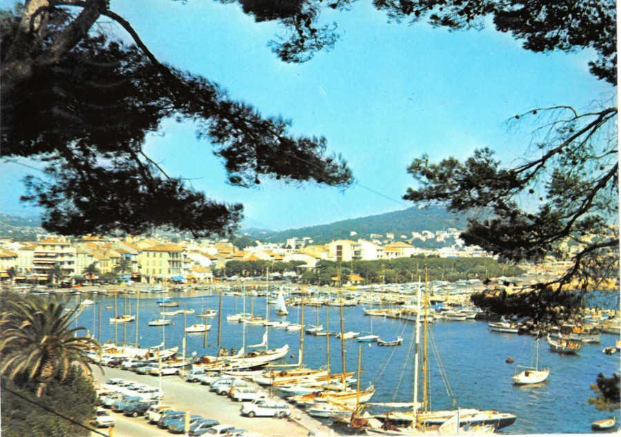 FR_AD83_2FISANARY-SUR-MER074