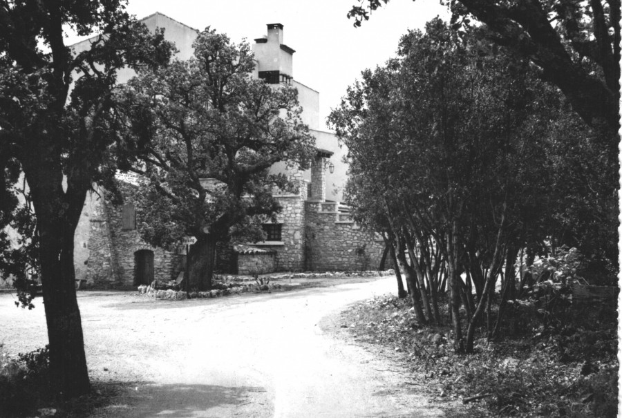 FRAD083_2FI GINASSERVIS 005;jpg 001