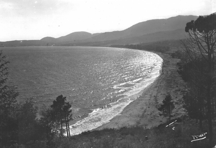 FRAD083_2FI GASSIN 045;jpg 001