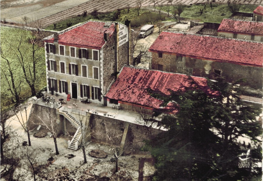 FRAD083_2FI SEILLONS-SOURCE-D