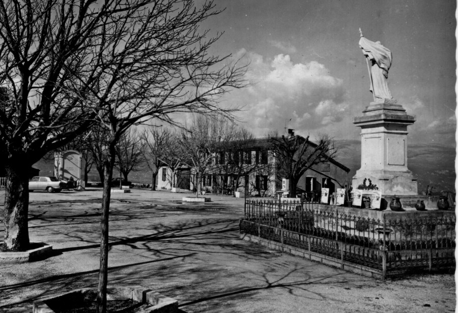 FRAD083_2FI TANNERON 010;jpg 001