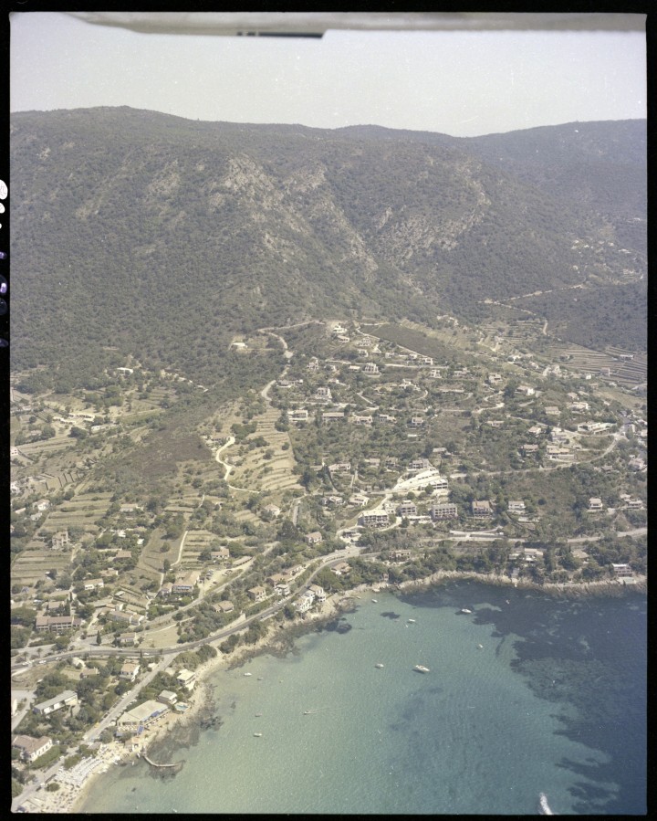 FRAD083_22FI_LAVANDOU_0093