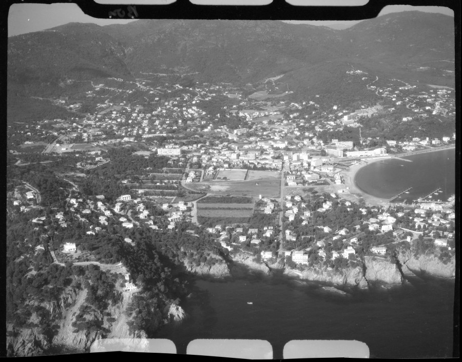 FRAD083_22FI_CAVALAIRE-SUR-MER_0275