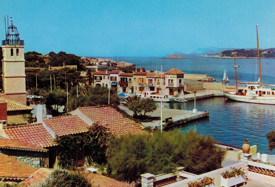 FRAD083_2 FI BANDOL 274 001