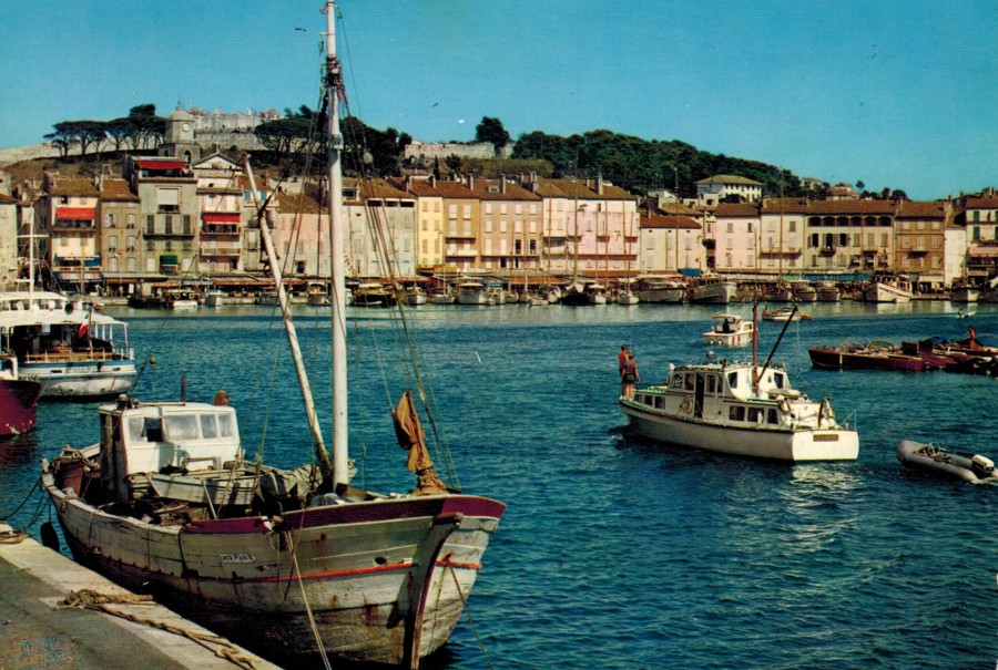 FRAD083_2 FI SAINT-TROPEZ 426 001