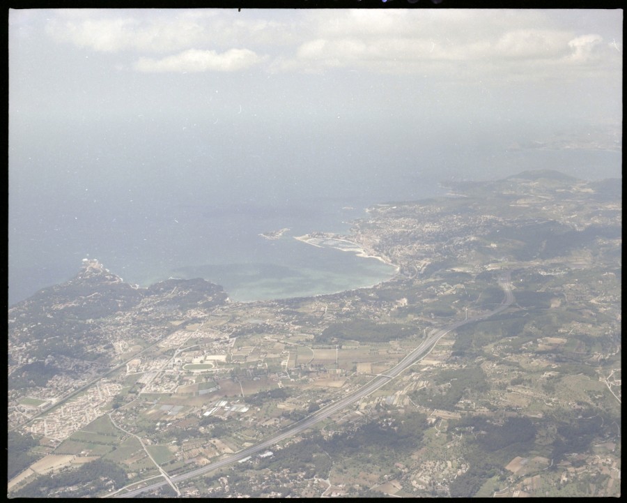 FRAD083_22FI_BANDOL_001