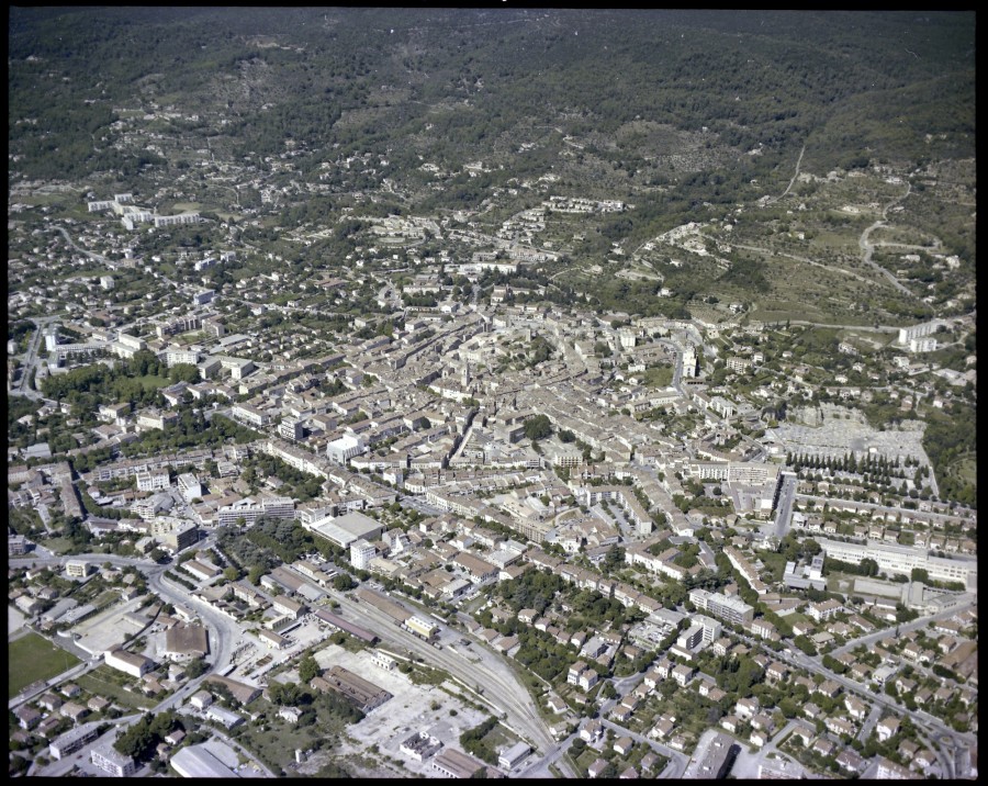 FRAD083_22FI_DRAGUIGNAN_0078