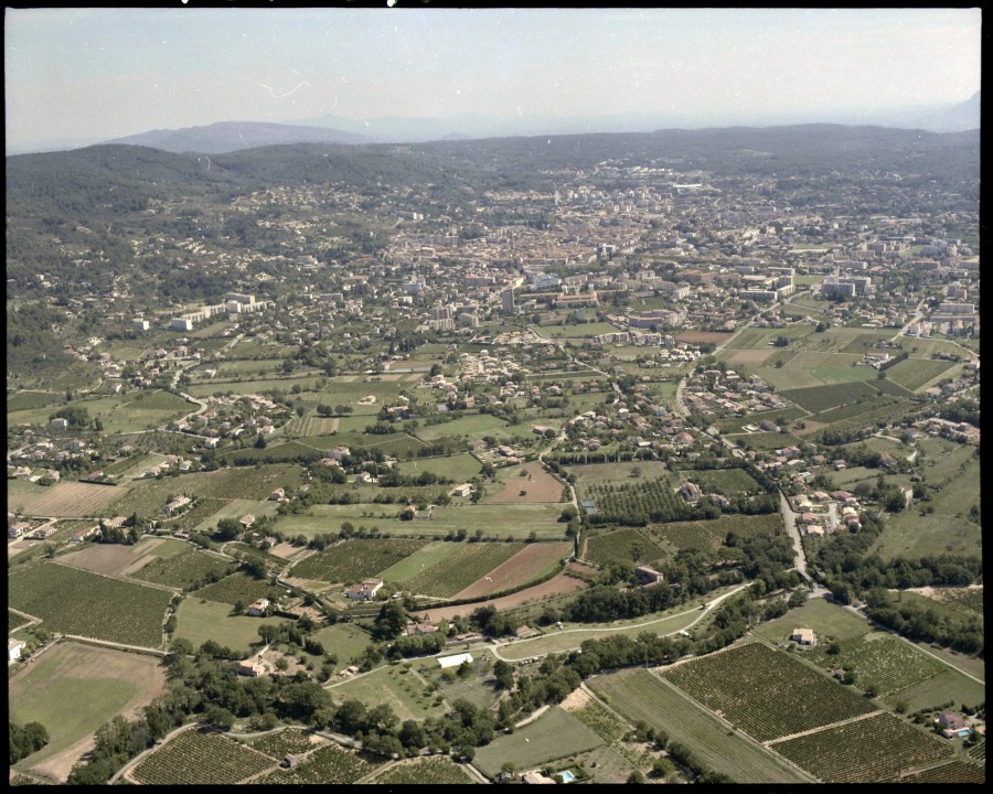 FRAD083_22FI_DRAGUIGNAN_0101