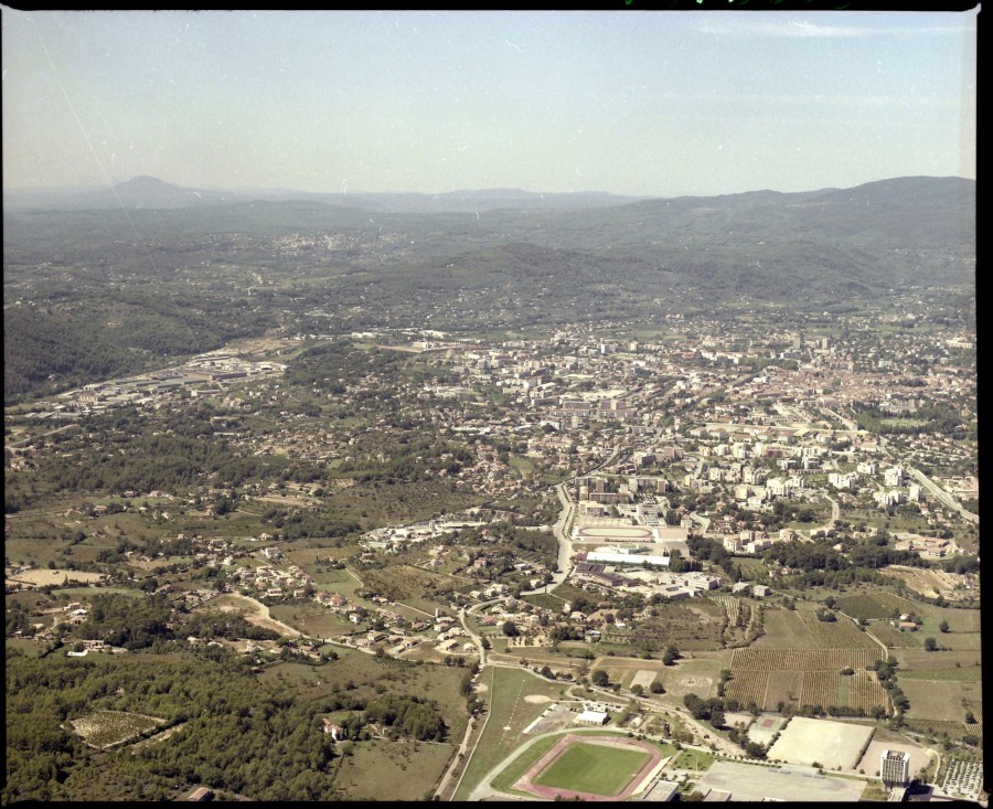 FRAD083_22FI_DRAGUIGNAN_0102