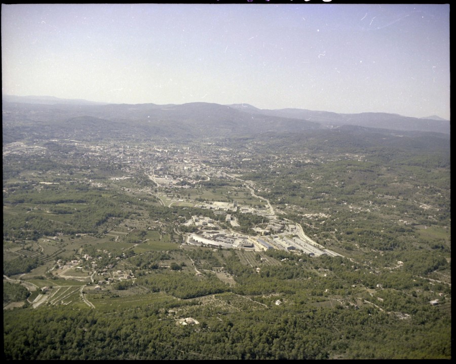 FRAD083_22FI_DRAGUIGNAN_0111