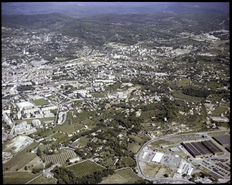 FRAD083_22FI_DRAGUIGNAN_0112