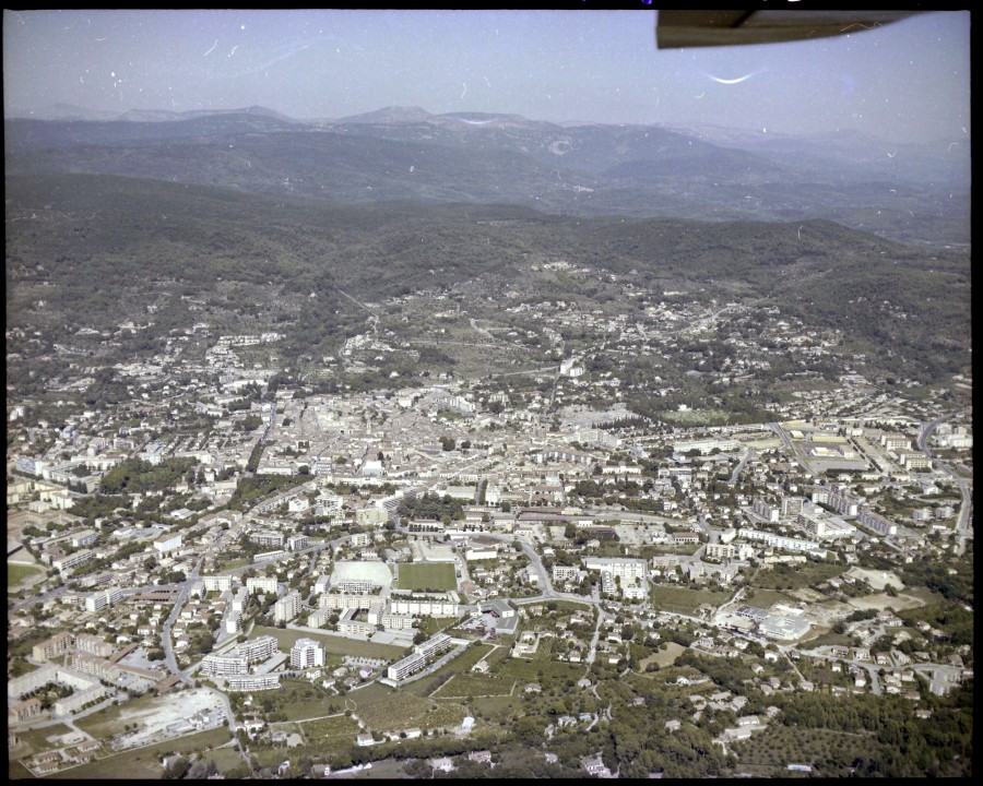 FRAD083_22FI_DRAGUIGNAN_0114