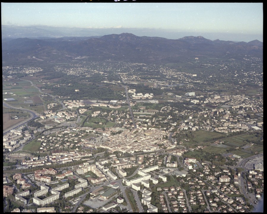 FRAD083_22FI_FREJUS_SAINT-RAPHAEL_0064