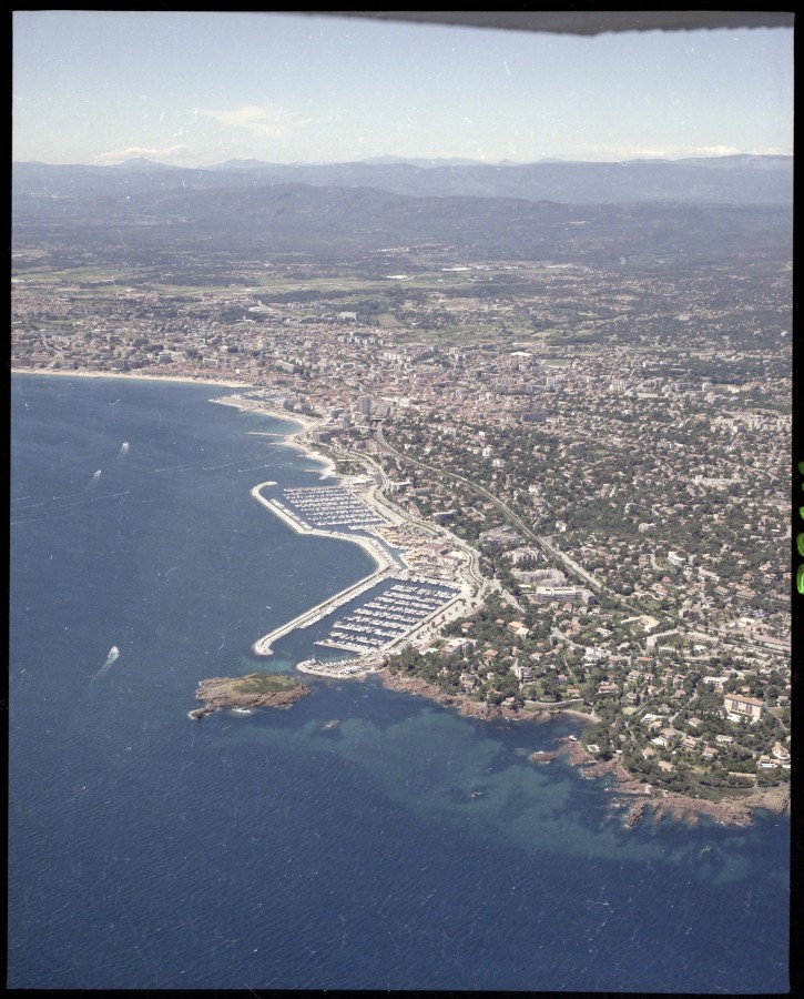 FRAD083_22FI_FREJUS_SAINT-RAPHAEL_0076