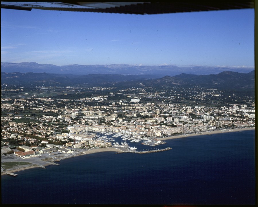 FRAD083_22FI_FREJUS_SAINT-RAPHAEL_0093