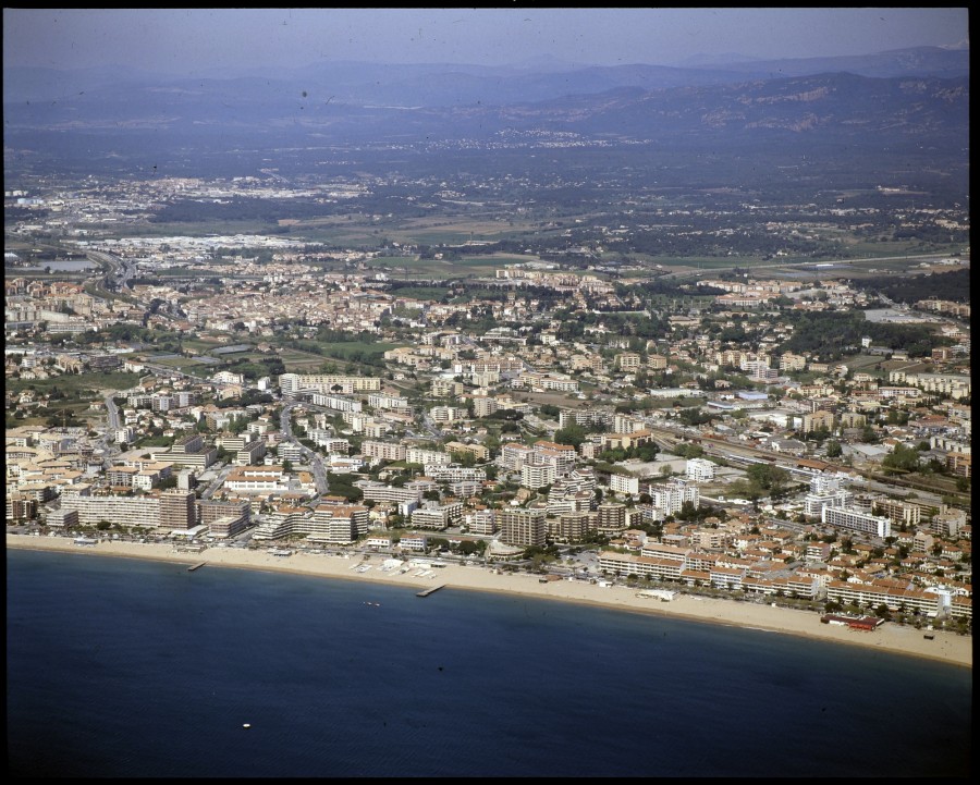 FRAD083_22FI_FREJUS_SAINT-RAPHAEL_0111