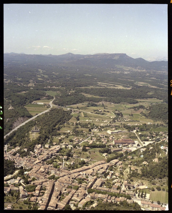 FRAD083_22FI_SAINT-MAXIMIN-LA-SAINTE-BAUME_0011