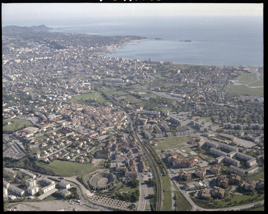 FRAD083_22FI_FREJUS_0013