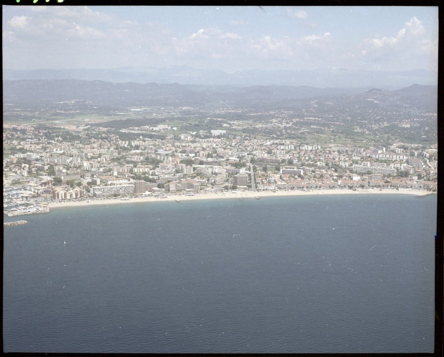 FRAD083_22FI_FREJUS_0147