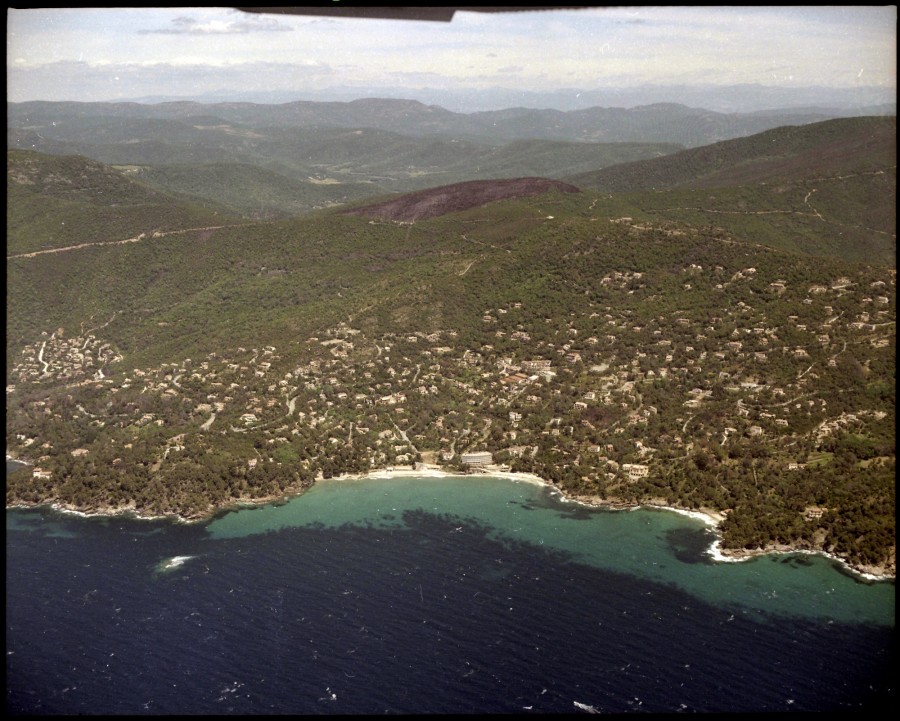 FRAD083_22FI_RAYOL-CANADEL-SUR-MER_0012