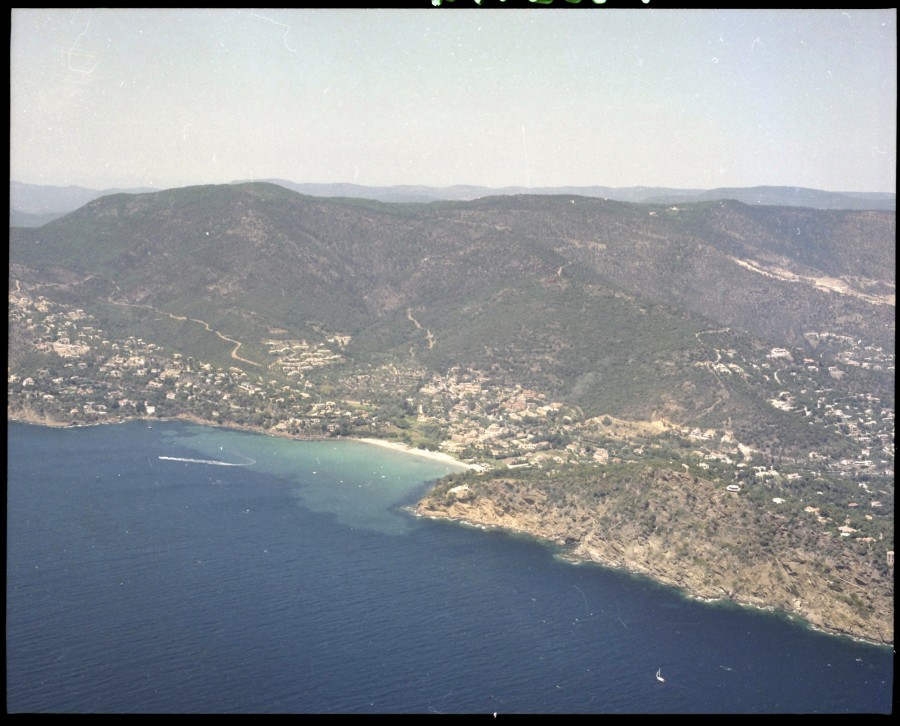 FRAD083_22FI_RAYOL-CANADEL-SUR-MER_0031