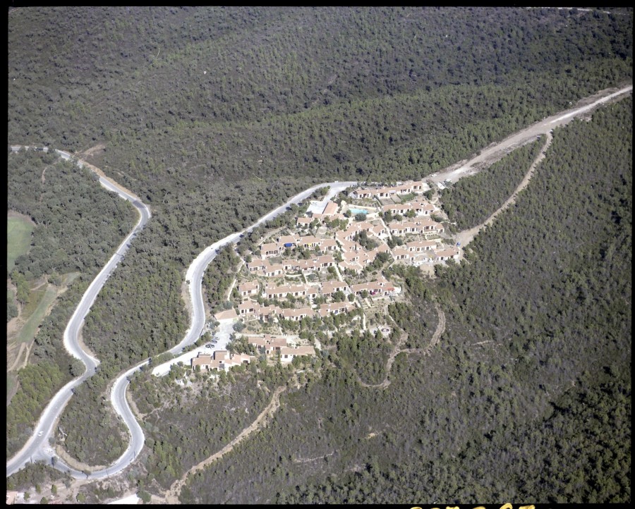 FRAD083_22FI_LONDE-LES-MAURES_0034