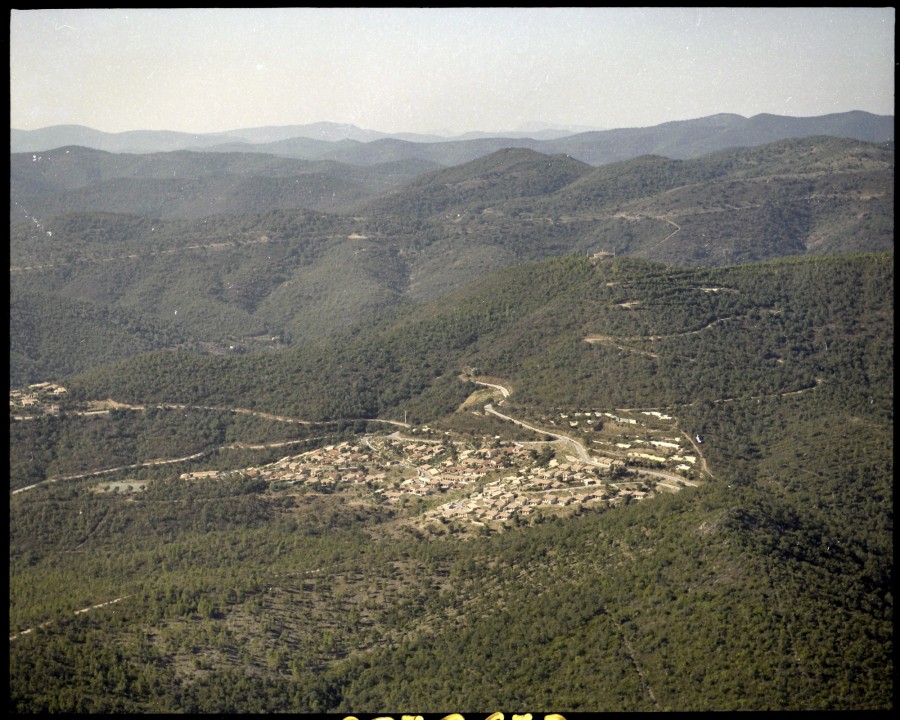 FRAD083_22FI_LONDE-LES-MAURES_0036