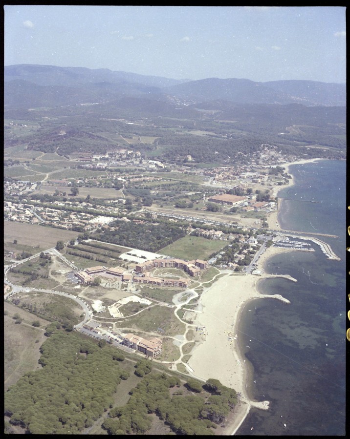 FRAD083_22FI_LONDE-LES-MAURES_0044