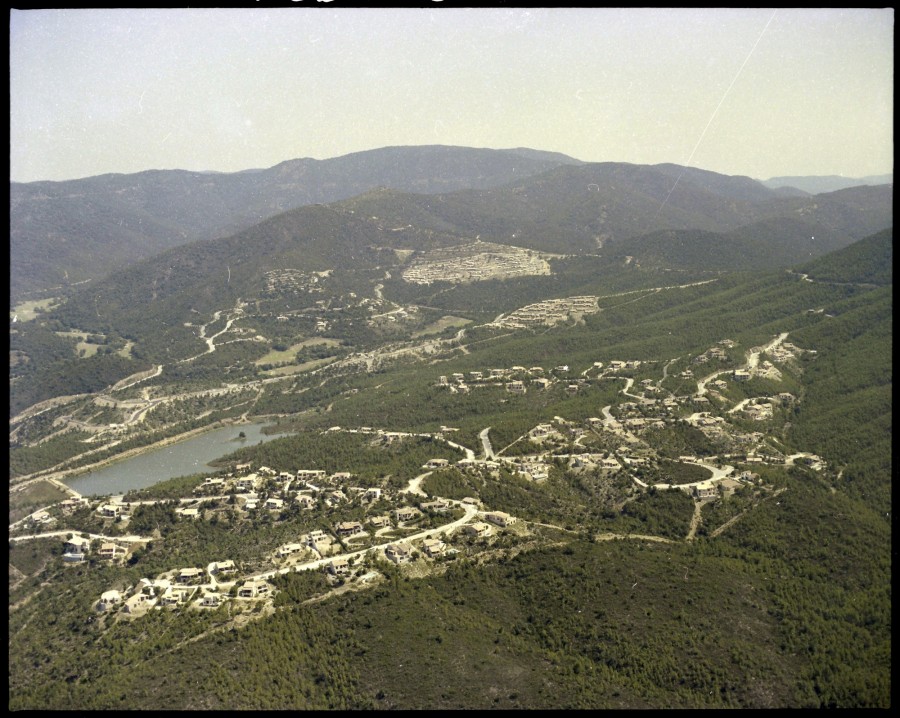 FRAD083_22FI_LONDE-LES-MAURES_0064