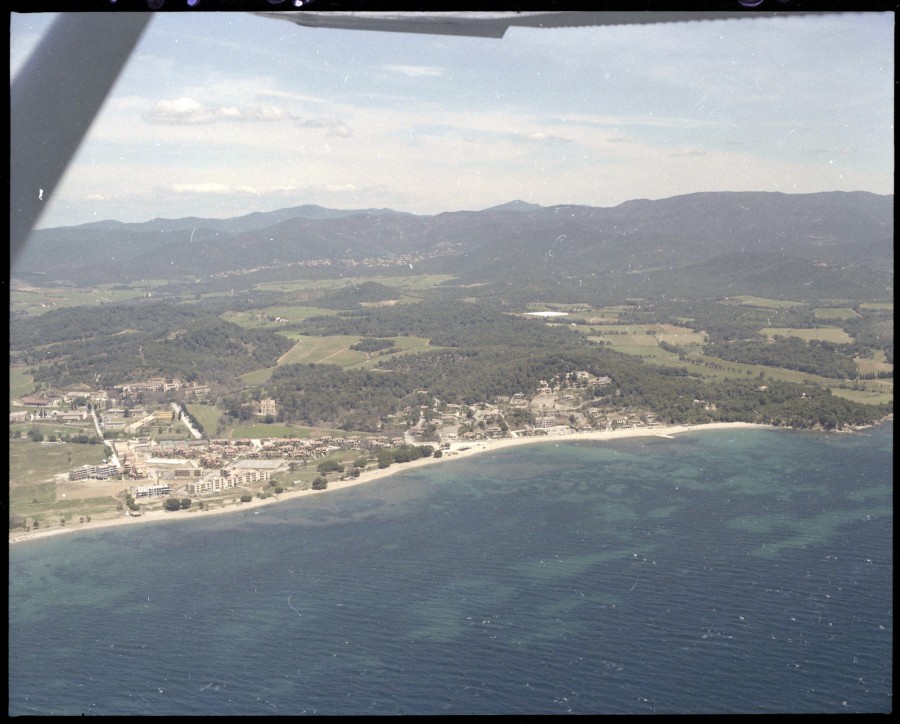 FRAD083_22FI_LONDE-LES-MAURES_0074