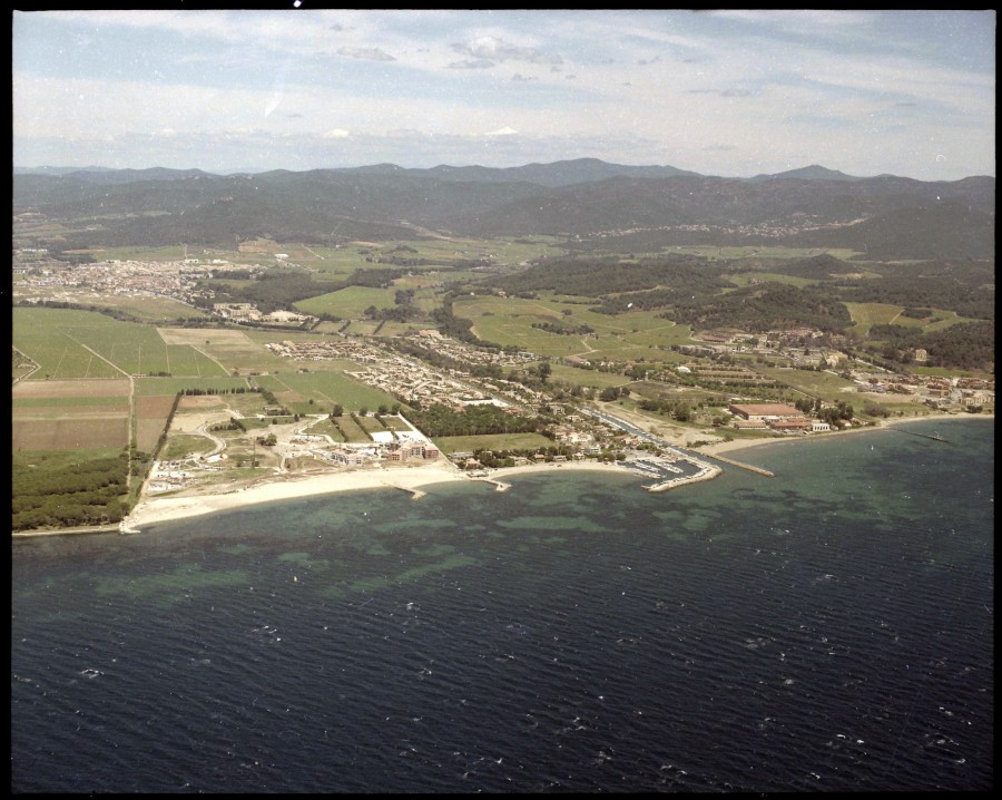 FRAD083_22FI_LONDE-LES-MAURES_0077