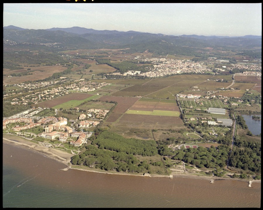 FRAD083_22FI_LONDE-LES-MAURES_0086