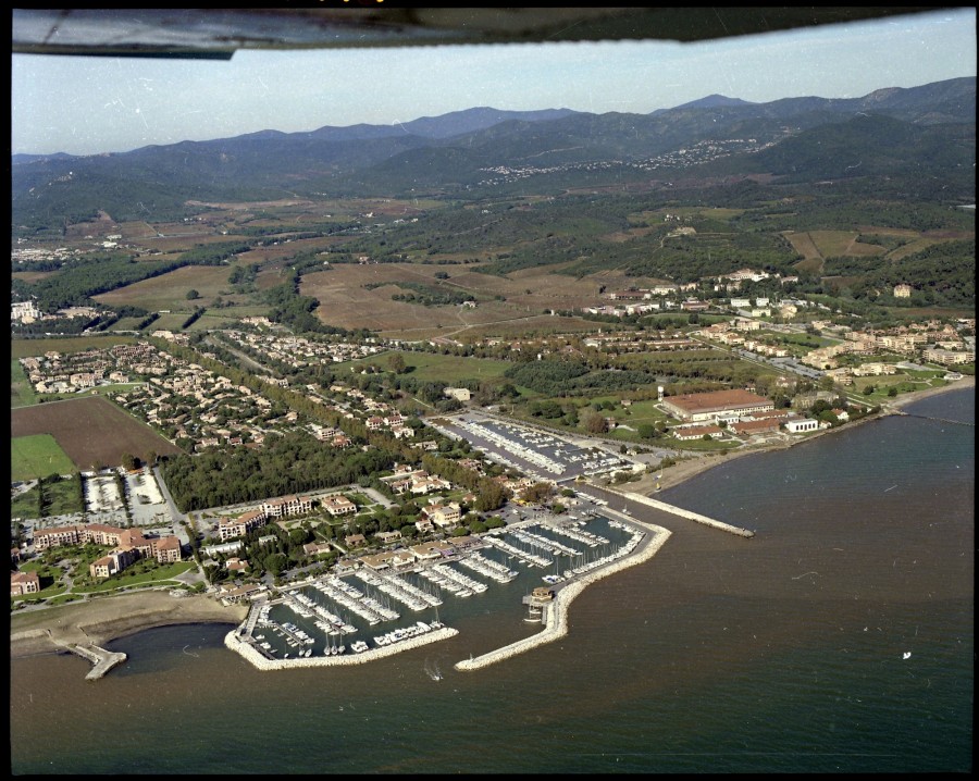 FRAD083_22FI_LONDE-LES-MAURES_0087