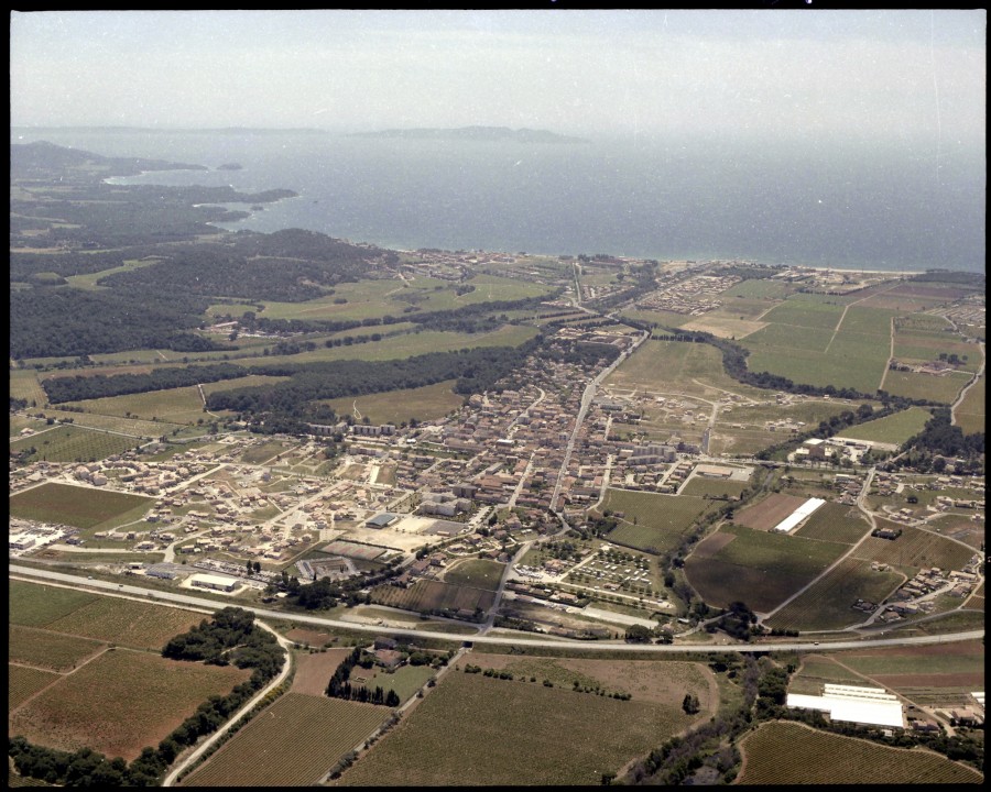 FRAD083_22FI_LONDE-LES-MAURES_0097