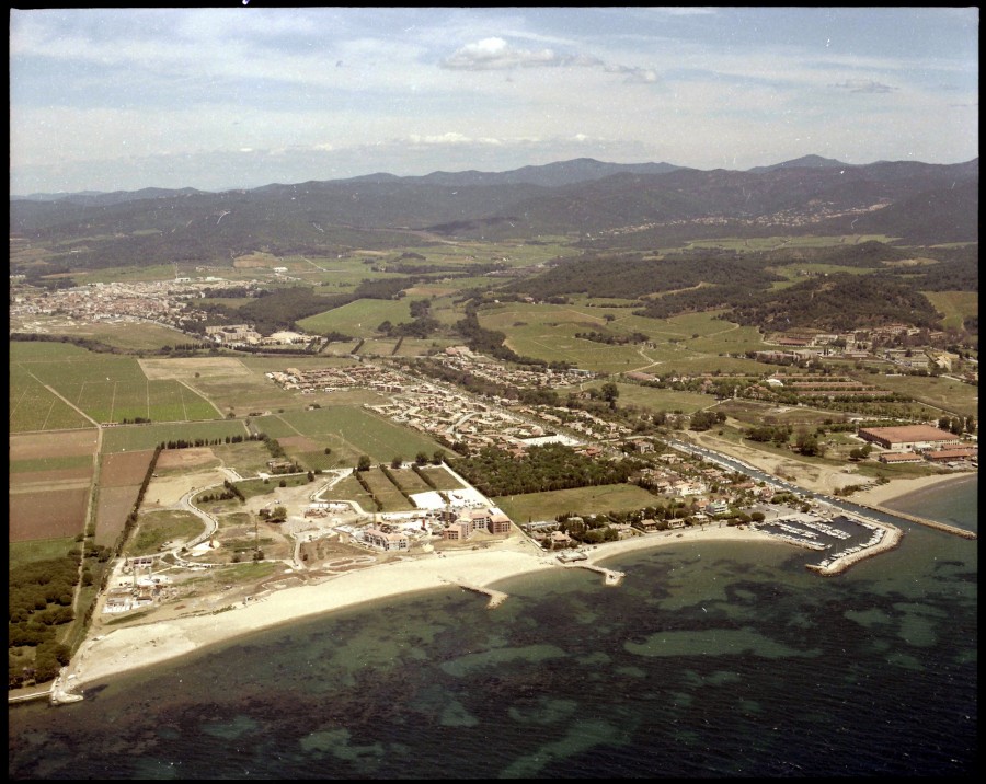 FRAD083_22FI_LONDE-LES-MAURES_0100