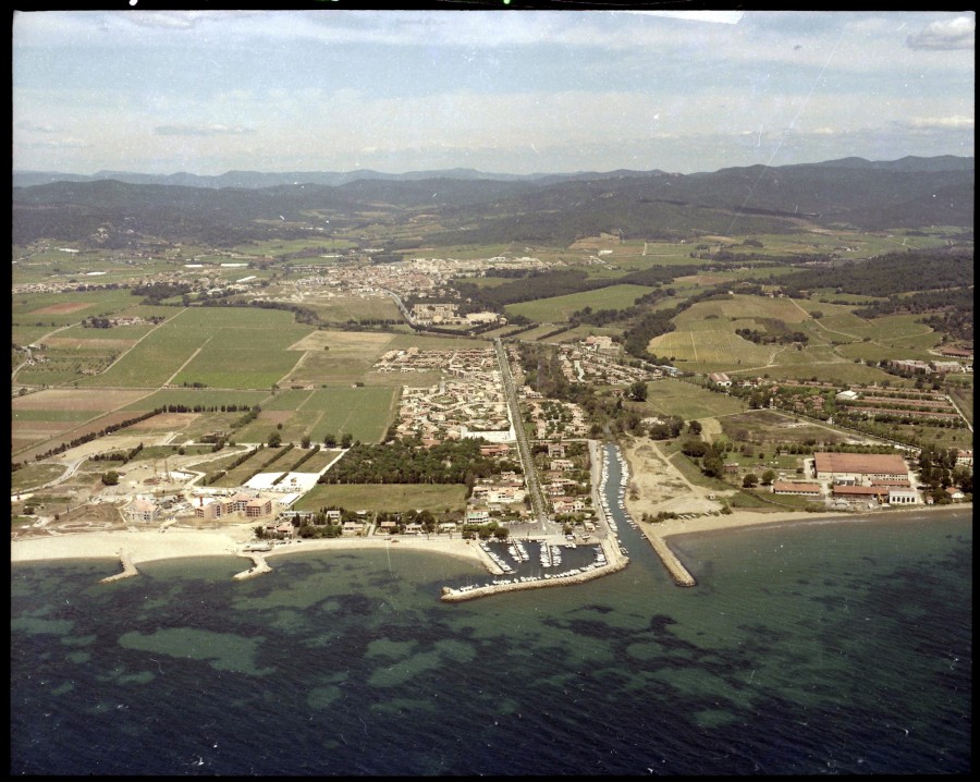 FRAD083_22FI_LONDE-LES-MAURES_0105