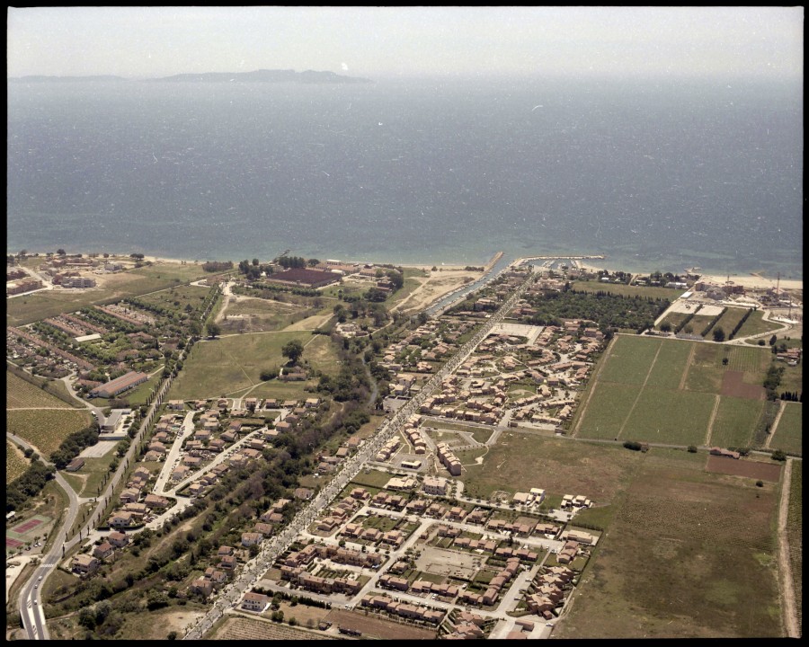 FRAD083_22FI_LONDE-LES-MAURES_0107