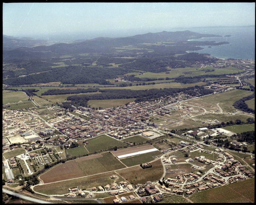 FRAD083_22FI_LONDE-LES-MAURES_0111