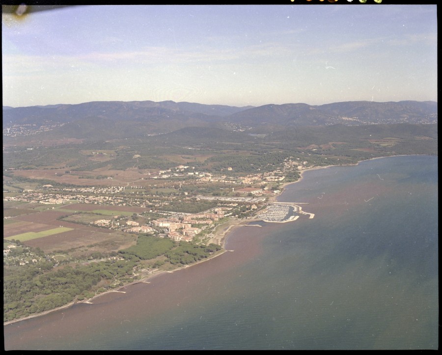 FRAD083_22FI_LONDE-LES-MAURES_0115