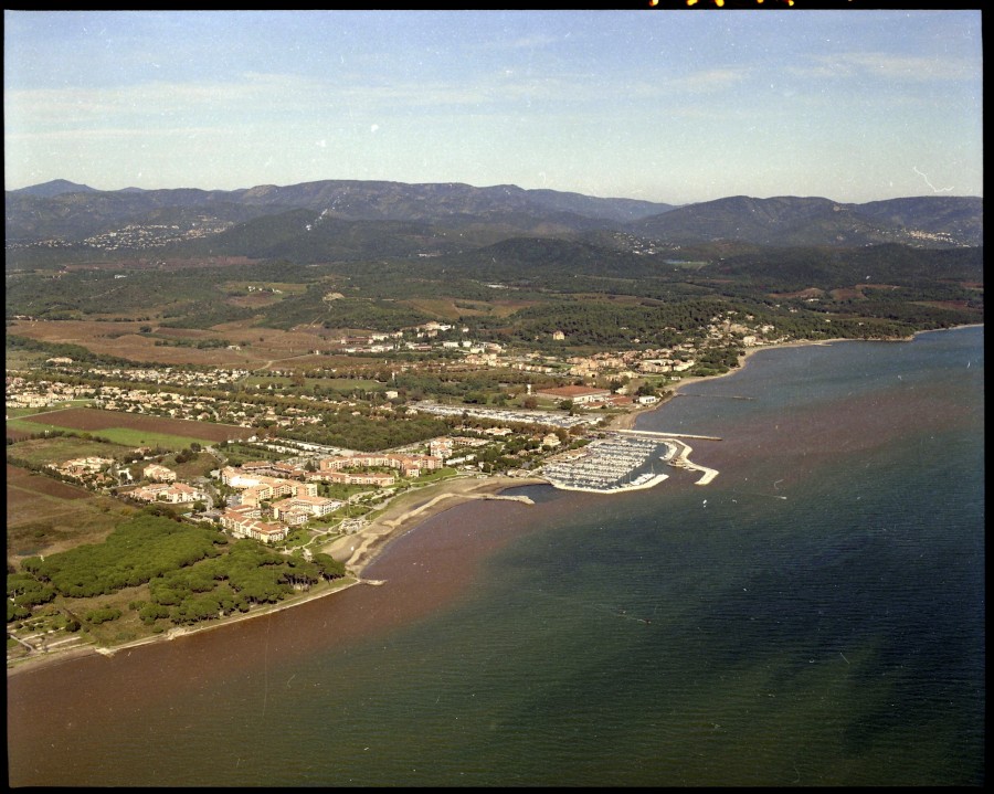 FRAD083_22FI_LONDE-LES-MAURES_0120