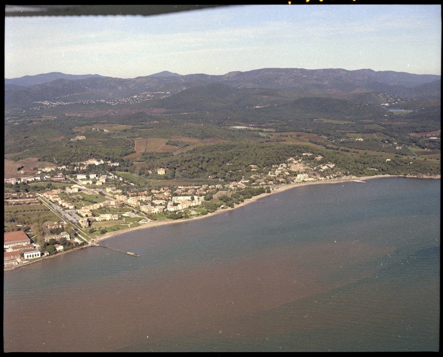 FRAD083_22FI_LONDE-LES-MAURES_0125