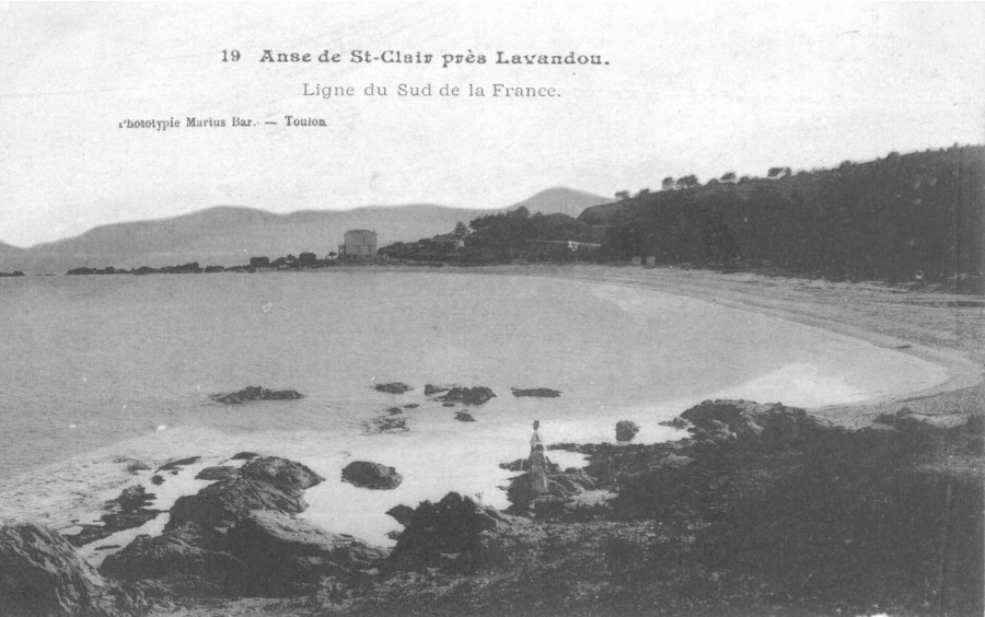 FRAD083_2 FI LE LAVANDOU 204 001