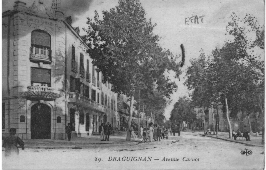 FRAD083_2 FI DRAGUIGNAN 279 001