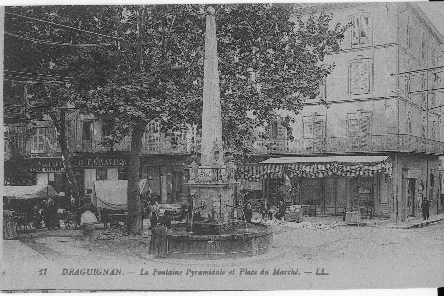 FR_AD83_2FI_DRAGUIGNAN_346