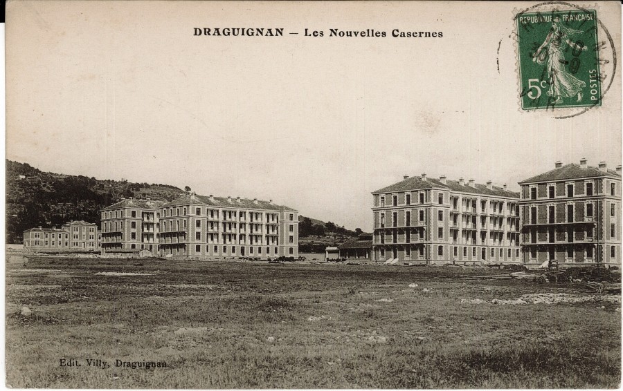 FR_AD83_2FI_DRAGUIGNAN_368