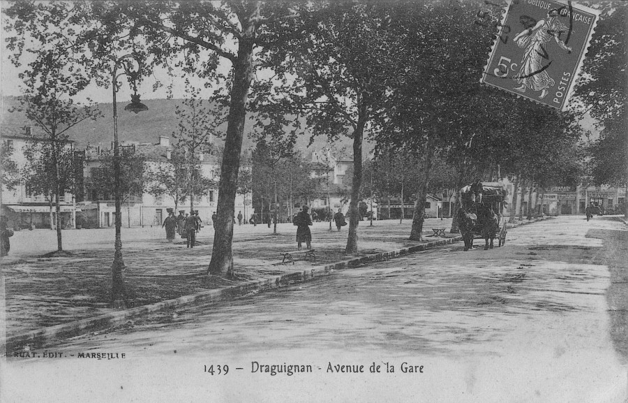 FRAD083_2FI_DRAGUIGNAN_426