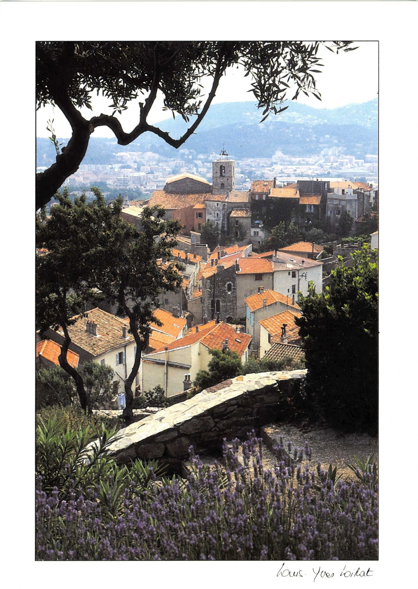 Hyères pris de la villa Noailles