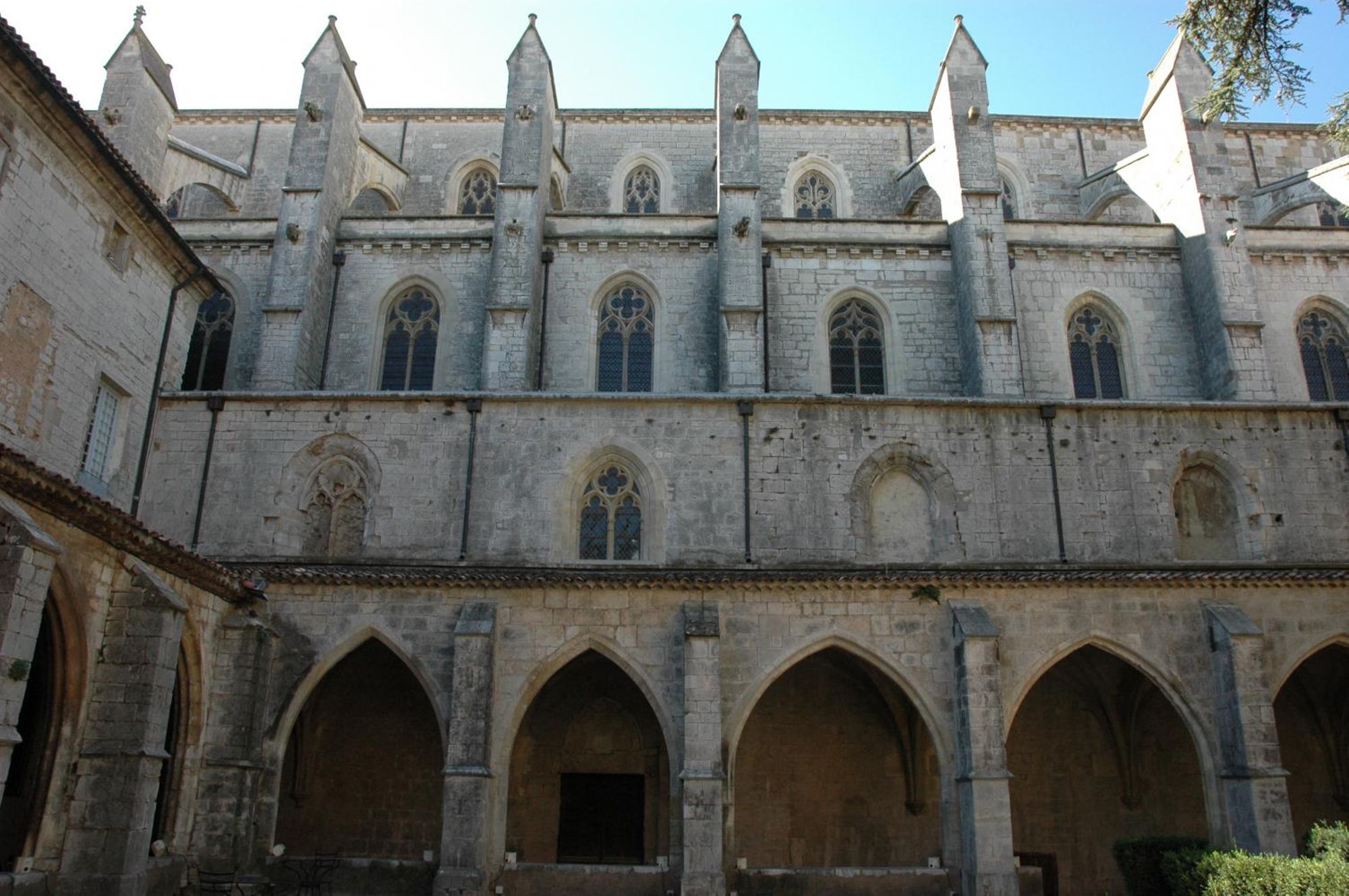 Pinacles, arcs_boutants et contreforts