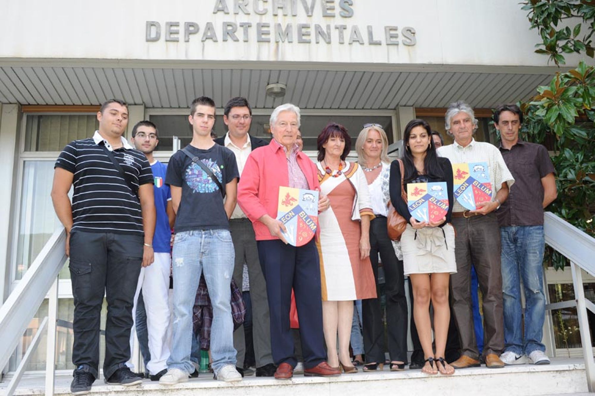 Partenariat avec le lycée Léon Blum : création d'armoiries pour le lycée